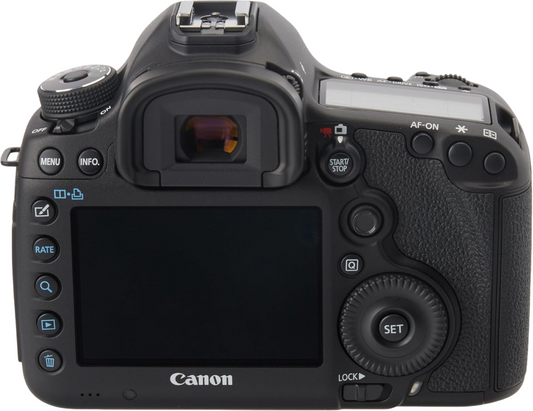 Canon EOS 5D Mark III DSLR Camera with EF 24-70mm f/2.8L II USM Lens Kit (Pre-Owned)